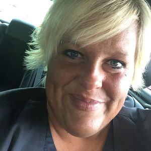 Meet your Posher, Robyn